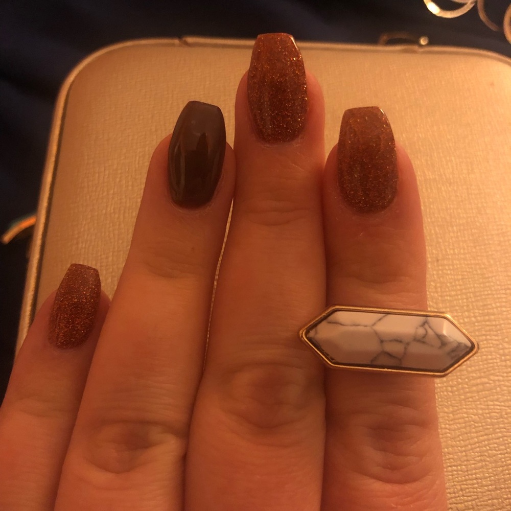 Adjustable Ring 💍 - Picture 3 of 3